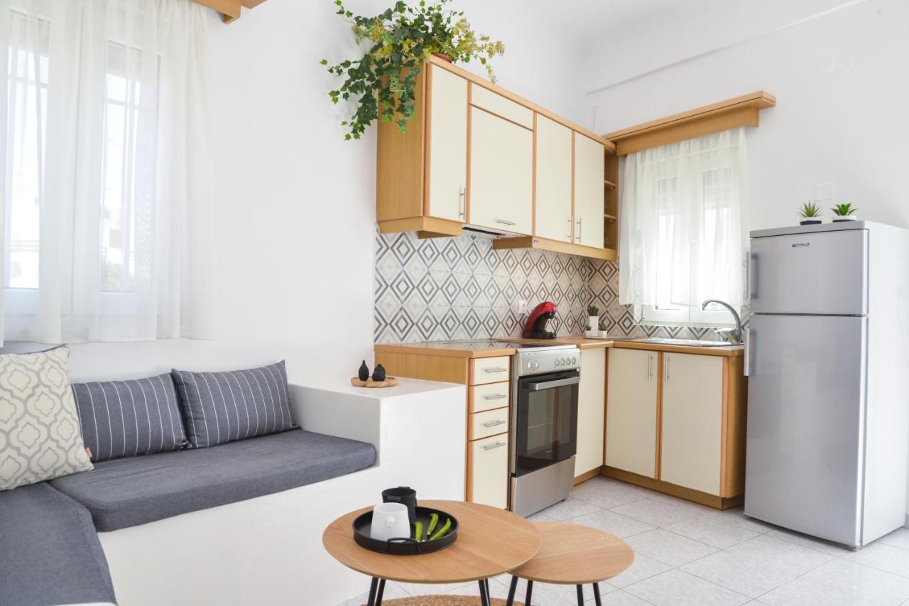 Niki Rooms Adamantas Exterior photo